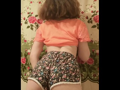 ❤️ Leanbh óg sexy ag baint dá shorts ar cheamara ❤❌ Gnéas ag porn % ga.verhentai.ru% ☑