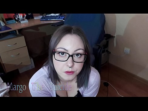 ❤️ Suíonn Cailín Sexy le Gloiní Dildo go domhain ar an gCeamara ❤❌ Gnéas ag porn % ga.verhentai.ru% ☑