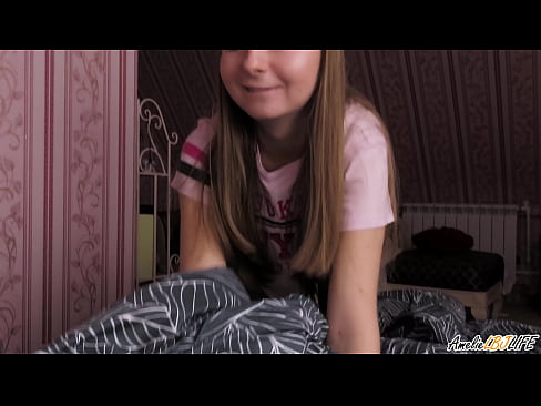 ❤️ Tarraingíonn Blondie BFF go domhain uirthi agus faigheann sí cum ina béal ❤❌ Gnéas ag porn % ga.verhentai.ru% ☑
